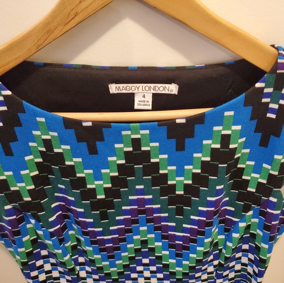 BNWOT Zigzag Dress - Picture 3 of 3